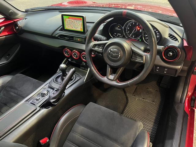 ロードスターＲＦ ＲＳ　アップル保証　ワンオーナー　禁煙車　６速ＭＴ　　純正ナビ　フルセグテレビ　バックカメラ　ＢＯＳＥサウンド　シートヒーター　社外サス　ＢＳＭ　純正１７インチアルミ　スマートキー　プッシュスタート（19枚目）