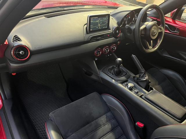 ロードスターＲＦ ＲＳ　アップル保証　ワンオーナー　禁煙車　６速ＭＴ　　純正ナビ　フルセグテレビ　バックカメラ　ＢＯＳＥサウンド　シートヒーター　社外サス　ＢＳＭ　純正１７インチアルミ　スマートキー　プッシュスタート（40枚目）