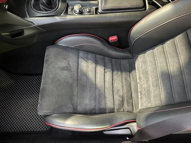 ロードスターＲＦ ＲＳ　アップル保証　ワンオーナー　禁煙車　６速ＭＴ　　純正ナビ　フルセグテレビ　バックカメラ　ＢＯＳＥサウンド　シートヒーター　社外サス　ＢＳＭ　純正１７インチアルミ　スマートキー　プッシュスタート（43枚目）