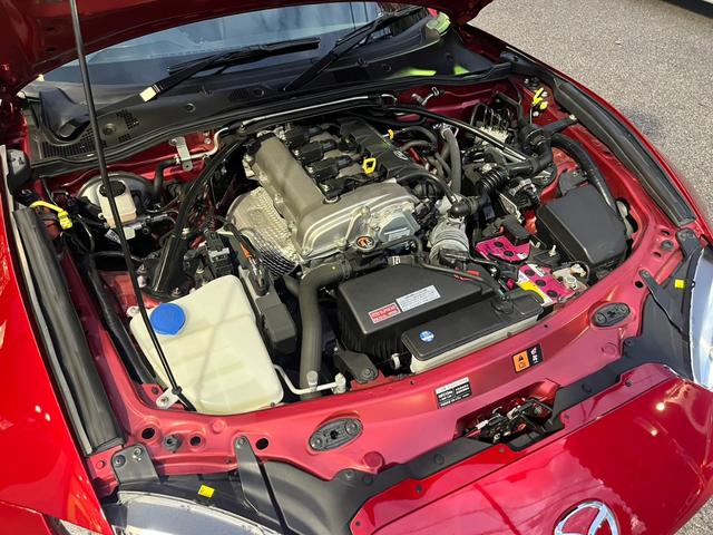 ロードスターＲＦ ＲＳ　アップル保証　ワンオーナー　禁煙車　６速ＭＴ　　純正ナビ　フルセグテレビ　バックカメラ　ＢＯＳＥサウンド　シートヒーター　社外サス　ＢＳＭ　純正１７インチアルミ　スマートキー　プッシュスタート（45枚目）