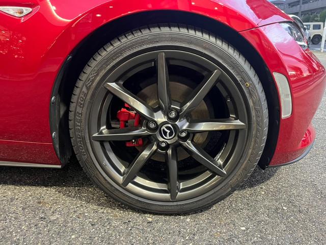 ロードスターＲＦ ＲＳ　アップル保証　ワンオーナー　禁煙車　６速ＭＴ　　純正ナビ　フルセグテレビ　バックカメラ　ＢＯＳＥサウンド　シートヒーター　社外サス　ＢＳＭ　純正１７インチアルミ　スマートキー　プッシュスタート（49枚目）