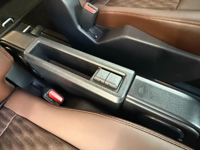 ノア Ｚ　アップル保証　ワンオーナー　禁煙車　スマートキー　プッシュスタート　純正ナビ　ＥＴＣ　バックモニター　両側電動スライドドア　セーフティーセンス　シートヒーター　ＬＥＤヘッド　オートホールドブレーキ（35枚目）