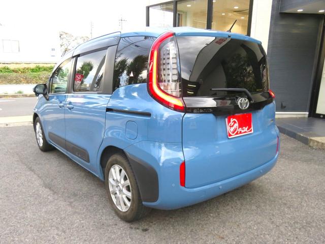 シエンタ ハイブリッドＺ　禁煙車　ワンオーナー　純正ナビＴＶ　フルセグ　バックモニター　ＥＴＣ　両側電動スライドドア　シートヒーター　ステアリングヒーター　ＬＥＤヘッド　天井サーキュレーター　ナノイーＸ　追従走行　レーンキープ（11枚目）