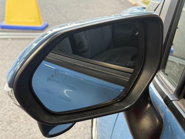 シエンタ ハイブリッドＺ　禁煙車　ワンオーナー　純正ナビＴＶ　フルセグ　バックモニター　ＥＴＣ　両側電動スライドドア　シートヒーター　ステアリングヒーター　ＬＥＤヘッド　天井サーキュレーター　ナノイーＸ　追従走行　レーンキープ（20枚目）