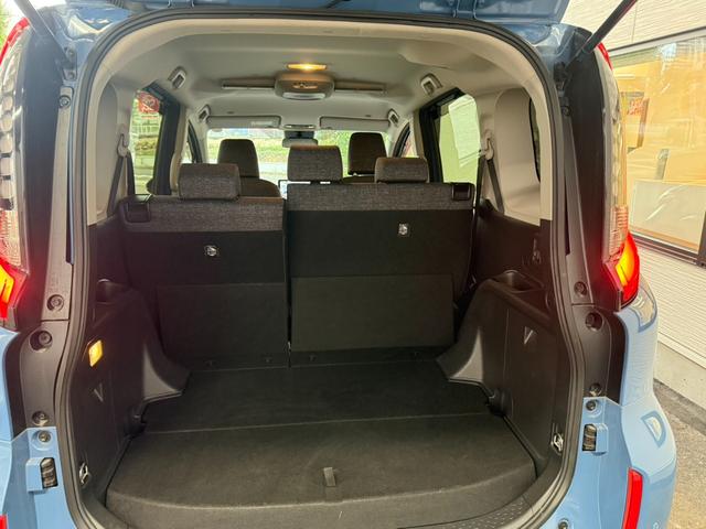 シエンタ ハイブリッドＺ　禁煙車　ワンオーナー　純正ナビＴＶ　フルセグ　バックモニター　ＥＴＣ　両側電動スライドドア　シートヒーター　ステアリングヒーター　ＬＥＤヘッド　天井サーキュレーター　ナノイーＸ　追従走行　レーンキープ（42枚目）