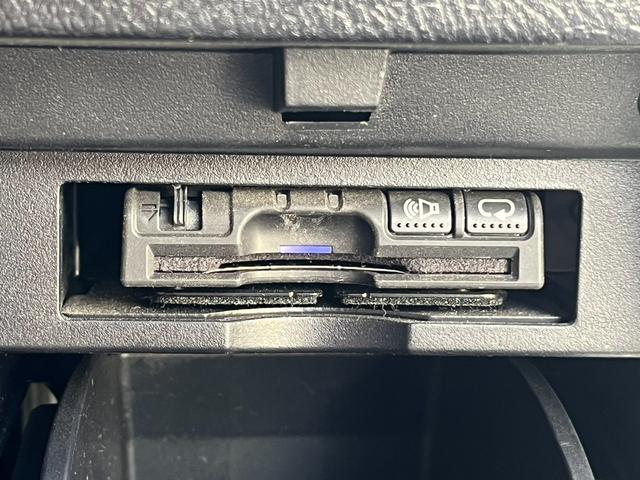 ヴェルファイア ２．５Ｚ　Ａエディション　アップル保証　ワンオーナー　禁煙車　サンルーフ　モデリスタエアロ　アルパインナビ　フリップダウンモニター　フルセグテレビ　バックカメラ　クルーズコントロール　両側電動スライドドア　社外アルミ（31枚目）