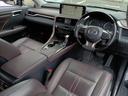 ＲＸ ＲＸ３００　バージョンＬ　全周囲カメラ　クリアランスソナー　オートクルーズコントロール　レーンアシスト　パワーシート　衝突被害軽減システム　サンルーフ　ナビ　オートマチックハイビーム　ＬＥＤヘッドランプ　電動リアゲート（2枚目）
