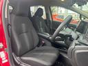 毎回座るフロントシート。運転席は必ず使用する部分ですので、座り心地が重要です!