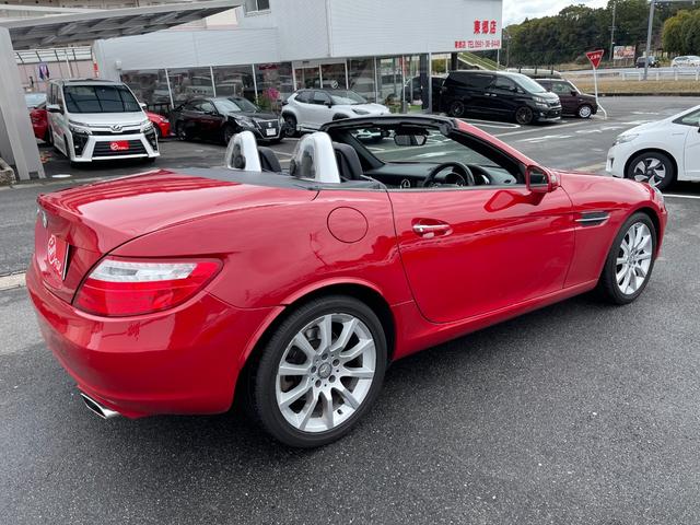 ＳＬＫ ＳＬＫ３５０ブルーエフィシェンシー　ＳＬＫ３５０ブルーエフィシェンシー（２名）　安全装備　純正ナビ　フルセグ　バックカメラ　ソナー　ドラレコ　パワーシート　シートヒーター　シートメモリ　ＥＴＣ　クルコン　パドルシフト　スマートキー（56枚目）