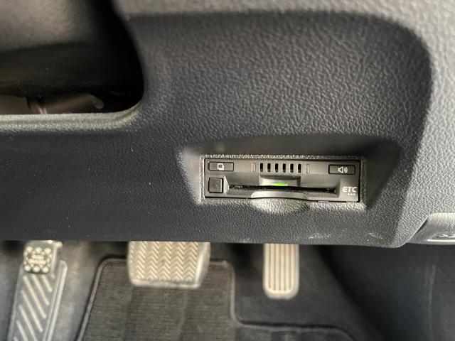 プリウス Ｓツーリングセレクション　アップル保証１年付き　禁煙車　セーフティセンス　ドラレコ　純正ナビ　フルセグ　バックカメラ　モデリスタフルエアロ　ＣＩＬＦＯＲＤセキュリティ　シートヒーター　クルコン　デジタルインナーミラー　ＥＴＣ（41枚目）