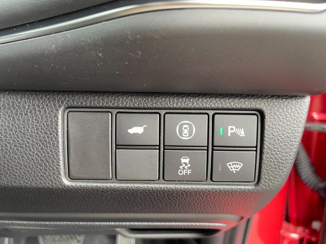 ヴェゼル e:HEV Z メーカー保証付き 1オーナー 禁煙車 ホンダセンシング ホンダコネクト 置くだけ充電 ドラレコ シートヒーター パワーバックドア ステアリングヒーター BSM パドルシフト Aライト ウインカーミラー(14枚目)