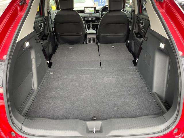 ヴェゼル e:HEV Z メーカー保証付き 1オーナー 禁煙車 ホンダセンシング ホンダコネクト 置くだけ充電 ドラレコ シートヒーター パワーバックドア ステアリングヒーター BSM パドルシフト Aライト ウインカーミラー(51枚目)