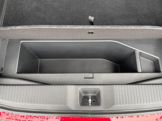 ヴェゼル e:HEV Z メーカー保証付き 1オーナー 禁煙車 ホンダセンシング ホンダコネクト 置くだけ充電 ドラレコ シートヒーター パワーバックドア ステアリングヒーター BSM パドルシフト Aライト ウインカーミラー(52枚目)