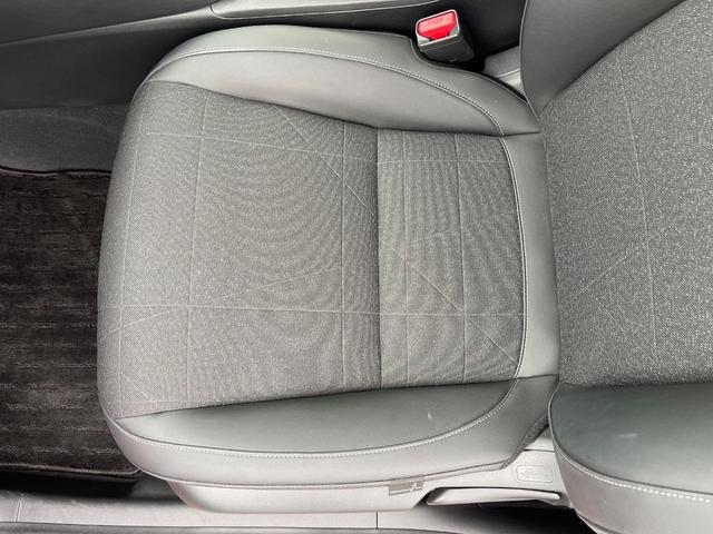 ヴェゼル e:HEV Z メーカー保証付き 1オーナー 禁煙車 ホンダセンシング ホンダコネクト 置くだけ充電 ドラレコ シートヒーター パワーバックドア ステアリングヒーター BSM パドルシフト Aライト ウインカーミラー(63枚目)