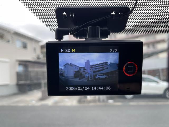 ヴォクシー ZS 煌 アップル保証1年付き ワンオーナー 禁煙車 社外10型ナビ フルセグ バックカメラ フリップダウンモニター ドラレコ ETC 両側パワースライドドア Pスタート Aライト Fフォグ ウインカーミラー(24枚目)