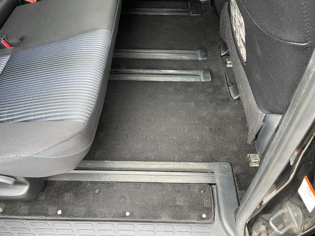 ヴォクシー ZS 煌 アップル保証1年付き ワンオーナー 禁煙車 社外10型ナビ フルセグ バックカメラ フリップダウンモニター ドラレコ ETC 両側パワースライドドア Pスタート Aライト Fフォグ ウインカーミラー(45枚目)