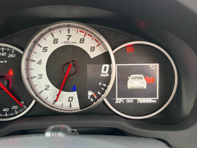 ８６ ＧＴ　アップル１年保証付き　ユーザー直接買取車　禁煙車　６速マニュアル　ＴＥＩＮ車高調　ブリッツマフラー　ＥＮＫＥＩ製１８ＡＷ　社外テール　トランクスポイラー　ナビＴＶ　Ｂカメラ　前後ドラレコ　２．０ＥＴＣ（27枚目）