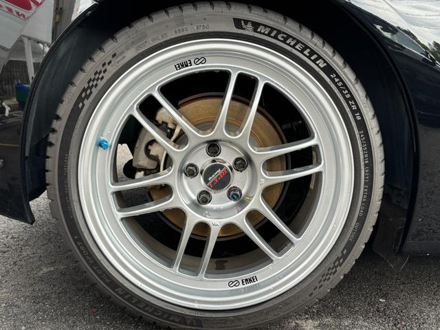 ８６ ＧＴ　アップル１年保証付き　ユーザー直接買取車　禁煙車　６速マニュアル　ＴＥＩＮ車高調　ブリッツマフラー　ＥＮＫＥＩ製１８ＡＷ　社外テール　トランクスポイラー　ナビＴＶ　Ｂカメラ　前後ドラレコ　２．０ＥＴＣ（40枚目）