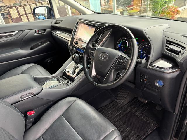 ヴェルファイアハイブリッド ZR Gエディション アップル1年保証付き ユーザー直接買取車 禁煙車 JBLメーカーナビTV パノラミックビューモニター Wサンルーフ 両側パワースライドドア パワーバックドア AC100V ETC 360度ドラレコ(11枚目)