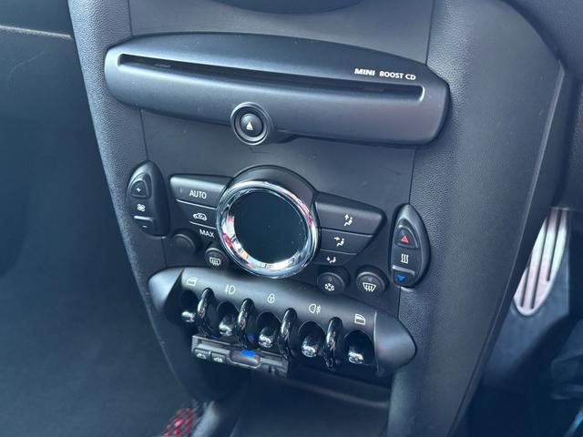 ＭＩＮＩ クーパーＳ　ユーザー直接買取車　禁煙車　ＪＣＷスポーツＰＫＧ　サンルーフ　社外１８インチＡＷ　キーレス　ＥＴＣ　パドルシフト　カーボンドアミラーカバー　リアスポイラー　プッシュスタート　車検令和９年５月まで（14枚目）