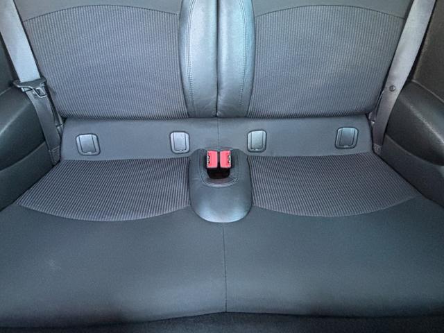 ＭＩＮＩ クーパーＳ　ユーザー直接買取車　禁煙車　ＪＣＷスポーツＰＫＧ　サンルーフ　社外１８インチＡＷ　キーレス　ＥＴＣ　パドルシフト　カーボンドアミラーカバー　リアスポイラー　プッシュスタート　車検令和９年５月まで（17枚目）