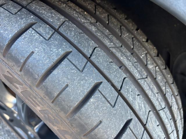 ＭＩＮＩ クーパーＳ　ユーザー直接買取車　禁煙車　ＪＣＷスポーツＰＫＧ　サンルーフ　社外１８インチＡＷ　キーレス　ＥＴＣ　パドルシフト　カーボンドアミラーカバー　リアスポイラー　プッシュスタート　車検令和９年５月まで（42枚目）