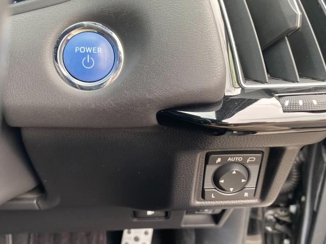 クラウンハイブリッド ＲＳアドバンス　メーカーナビ　禁煙車　フルセグＴＶ　バックカメラ　ムーンルーフ　社外１９ＡＷ　３眼ＬＥＤ　ＢＳＭ　ＡＣＣ　ＨＵＤ　カードキー　パワーシート　ＡＣ１００Ｖ　パドルシフト　オートハイビーム　プリクラッシュ（27枚目）