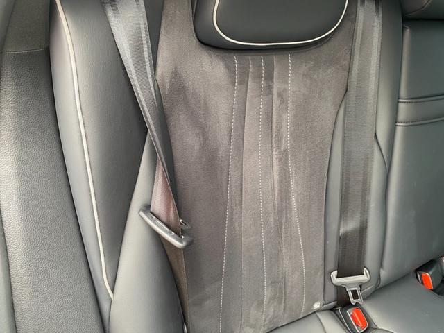 クラウンハイブリッド ＲＳアドバンス　メーカーナビ　禁煙車　フルセグＴＶ　バックカメラ　ムーンルーフ　社外１９ＡＷ　３眼ＬＥＤ　ＢＳＭ　ＡＣＣ　ＨＵＤ　カードキー　パワーシート　ＡＣ１００Ｖ　パドルシフト　オートハイビーム　プリクラッシュ（40枚目）