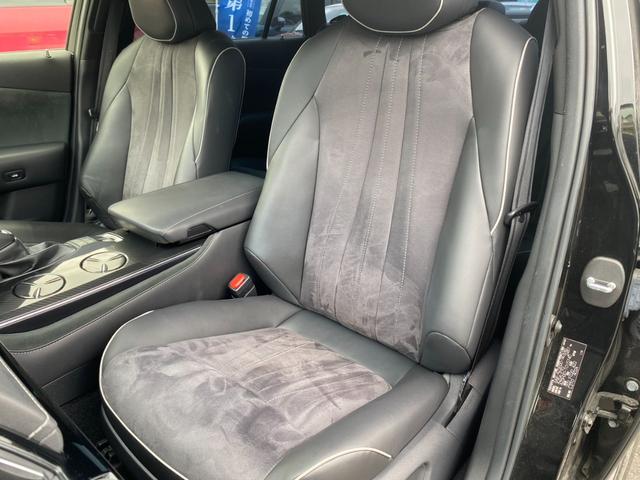 クラウンハイブリッド ＲＳアドバンス　メーカーナビ　禁煙車　フルセグＴＶ　バックカメラ　ムーンルーフ　社外１９ＡＷ　３眼ＬＥＤ　ＢＳＭ　ＡＣＣ　ＨＵＤ　カードキー　パワーシート　ＡＣ１００Ｖ　パドルシフト　オートハイビーム　プリクラッシュ（51枚目）