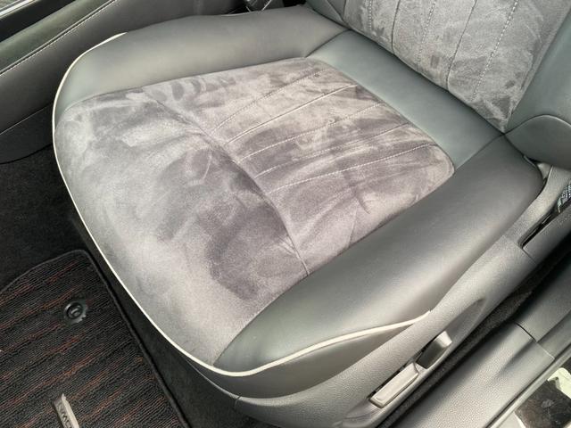 クラウンハイブリッド ＲＳアドバンス　メーカーナビ　禁煙車　フルセグＴＶ　バックカメラ　ムーンルーフ　社外１９ＡＷ　３眼ＬＥＤ　ＢＳＭ　ＡＣＣ　ＨＵＤ　カードキー　パワーシート　ＡＣ１００Ｖ　パドルシフト　オートハイビーム　プリクラッシュ（53枚目）