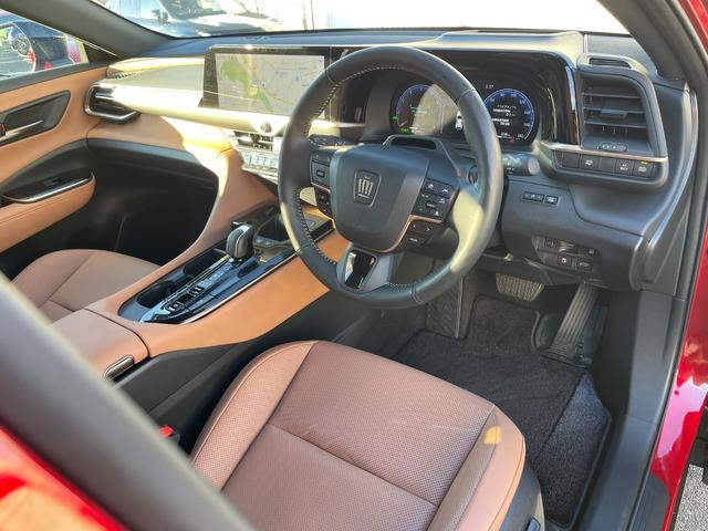 クラウンスポーツ Ｚ　Ｚ（５名）メーカー保証付き　ワンオーナー　禁煙車　セーフティセンス　ＢＳＭ　ソナー　純正ナビ　フルセグ　バックカメラ　全周囲カメラ　ＡＣ１００Ｖ　ＥＴＣ　置くだけ充電　シートエアコン　パワーバックドア（23枚目）