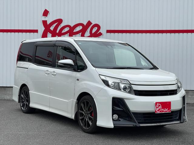 ノア Si G’s アップル保証1年付き ワンオーナー 禁煙車 セーフティセンス ドラレコ 純正ナビ フルセグ バックカメラ 後席モニター 両側パワースライドドア ETC Pスタート Aライト Fフォグ 純正18AW(7枚目)