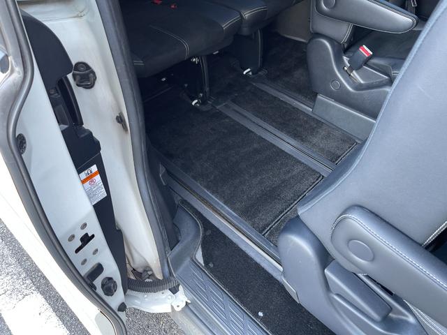 ノア Si G’s アップル保証1年付き ワンオーナー 禁煙車 セーフティセンス ドラレコ 純正ナビ フルセグ バックカメラ 後席モニター 両側パワースライドドア ETC Pスタート Aライト Fフォグ 純正18AW(51枚目)