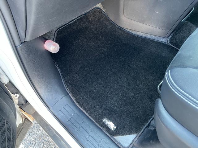 ノア Si G’s アップル保証1年付き ワンオーナー 禁煙車 セーフティセンス ドラレコ 純正ナビ フルセグ バックカメラ 後席モニター 両側パワースライドドア ETC Pスタート Aライト Fフォグ 純正18AW(68枚目)