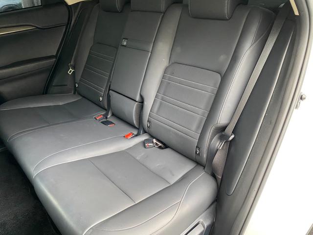 ＮＸ ＮＸ３００　Ｉパッケージ　法人ワンオーナー　純正ナビ　禁煙車　フルセグＴＶ　バックカメラ　３眼ＬＥＤ　シートヒーター　純正１７ＡＷ　ＬＥＤヘッド　パドルシフト　電動リアゲート　ステアリングヒーター　４ＷＤ　ソナー　ルーフレール（44枚目）