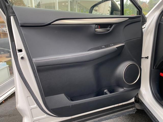 ＮＸ ＮＸ３００　Ｉパッケージ　法人ワンオーナー　純正ナビ　禁煙車　フルセグＴＶ　バックカメラ　３眼ＬＥＤ　シートヒーター　純正１７ＡＷ　ＬＥＤヘッド　パドルシフト　電動リアゲート　ステアリングヒーター　４ＷＤ　ソナー　ルーフレール（49枚目）