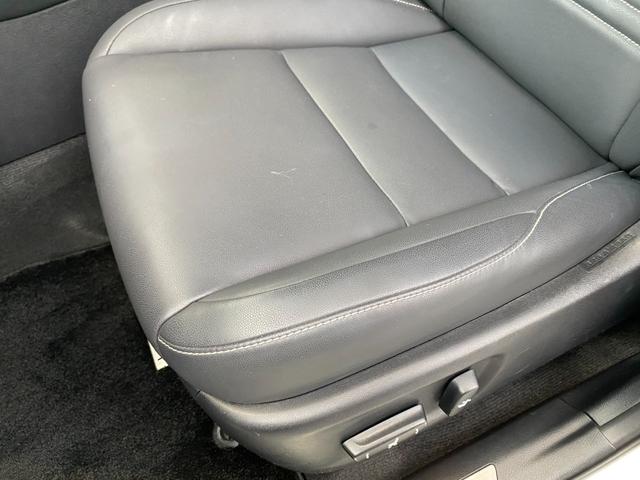 ＮＸ ＮＸ３００　Ｉパッケージ　法人ワンオーナー　純正ナビ　禁煙車　フルセグＴＶ　バックカメラ　３眼ＬＥＤ　シートヒーター　純正１７ＡＷ　ＬＥＤヘッド　パドルシフト　電動リアゲート　ステアリングヒーター　４ＷＤ　ソナー　ルーフレール（52枚目）