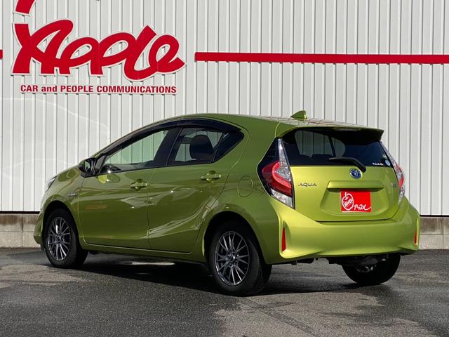 アクア Ｓ　純正ナビ　禁煙車　フルセグＴＶ　バックカメラ　クルコン　オートハイビーム　スマートキー　プッシュスタート　ＴＶキャンセラー　ＥＴＣ　プリクラッシュ　クリアランスソナー　社外アルミ　フロアマット（5枚目）