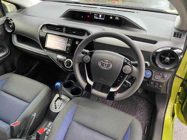 アクア Ｓ　純正ナビ　禁煙車　フルセグＴＶ　バックカメラ　クルコン　オートハイビーム　スマートキー　プッシュスタート　ＴＶキャンセラー　ＥＴＣ　プリクラッシュ　クリアランスソナー　社外アルミ　フロアマット（8枚目）