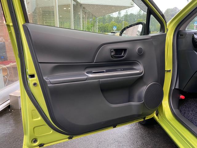 アクア Ｓ　純正ナビ　禁煙車　フルセグＴＶ　バックカメラ　クルコン　オートハイビーム　スマートキー　プッシュスタート　ＴＶキャンセラー　ＥＴＣ　プリクラッシュ　クリアランスソナー　社外アルミ　フロアマット（44枚目）