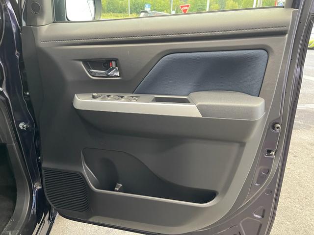 ルーミー カスタムＧ　アップル保証１年付き　ワンオーナー　禁煙車　セーフティセンス　ドラレコ　純正ナビ　フルセグ　バックカメラ　全周囲カメラ　シートヒーター　両側パワスラ　ＥＴＣ　クルコン　ステアリングＳＷ　Ａライト（44枚目）