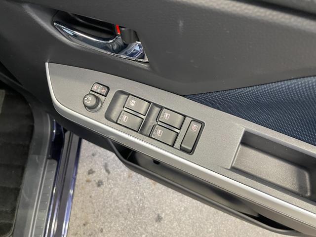 ルーミー カスタムＧ　アップル保証１年付き　ワンオーナー　禁煙車　セーフティセンス　ドラレコ　純正ナビ　フルセグ　バックカメラ　全周囲カメラ　シートヒーター　両側パワスラ　ＥＴＣ　クルコン　ステアリングＳＷ　Ａライト（45枚目）