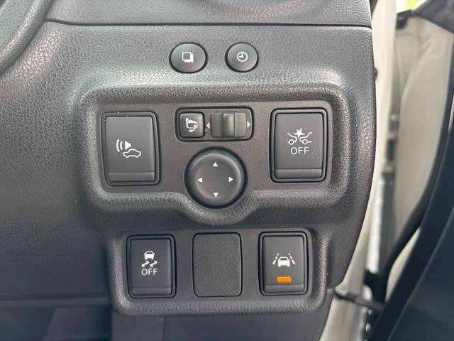 ノート ｅ－パワー　Ｘ　アップル１年保証付き　ユーザー直接買取車　禁煙車　ワンオーナー　純正メモリーナビ　フルセグＴＶ　アラウンドビューモニター　純正フルエアロ　デジタルインナーミラー　エマージェンシーブレーキ　ＥＴＣ（16枚目）