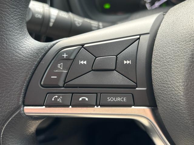 ノート ｅ－パワー　Ｘ　アップル１年保証付き　ユーザー直接買取車　禁煙車　ワンオーナー　純正メモリーナビ　フルセグＴＶ　アラウンドビューモニター　純正フルエアロ　デジタルインナーミラー　エマージェンシーブレーキ　ＥＴＣ（23枚目）