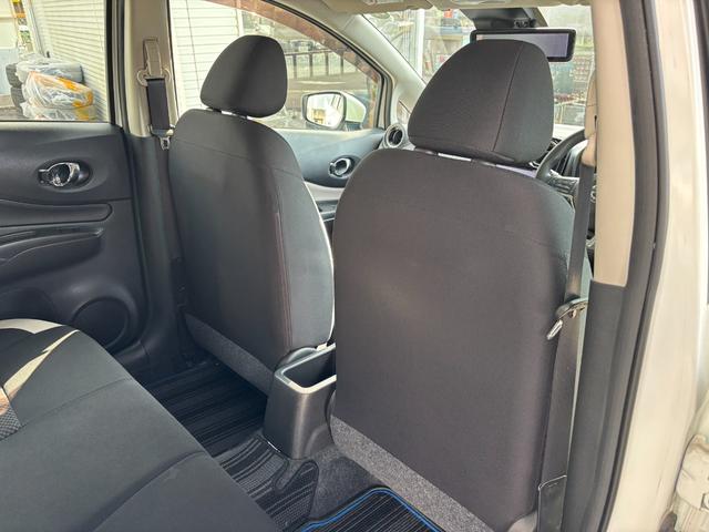 ノート ｅ－パワー　Ｘ　アップル１年保証付き　ユーザー直接買取車　禁煙車　ワンオーナー　純正メモリーナビ　フルセグＴＶ　アラウンドビューモニター　純正フルエアロ　デジタルインナーミラー　エマージェンシーブレーキ　ＥＴＣ（34枚目）