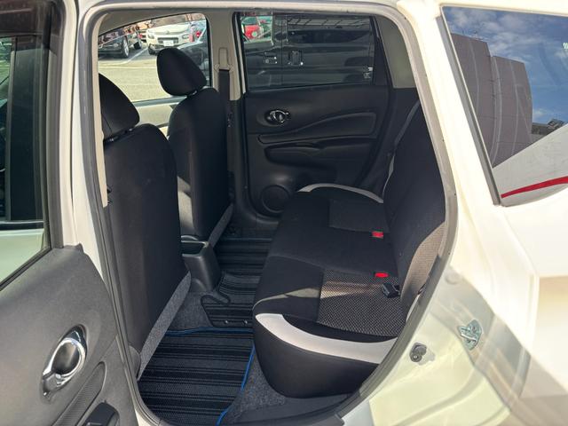 ノート ｅ－パワー　Ｘ　アップル１年保証付き　ユーザー直接買取車　禁煙車　ワンオーナー　純正メモリーナビ　フルセグＴＶ　アラウンドビューモニター　純正フルエアロ　デジタルインナーミラー　エマージェンシーブレーキ　ＥＴＣ（36枚目）