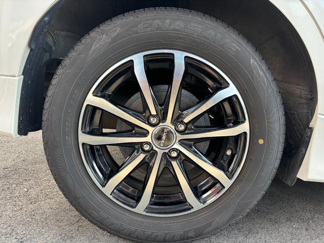 ノート ｅ－パワー　Ｘ　アップル１年保証付き　ユーザー直接買取車　禁煙車　ワンオーナー　純正メモリーナビ　フルセグＴＶ　アラウンドビューモニター　純正フルエアロ　デジタルインナーミラー　エマージェンシーブレーキ　ＥＴＣ（40枚目）