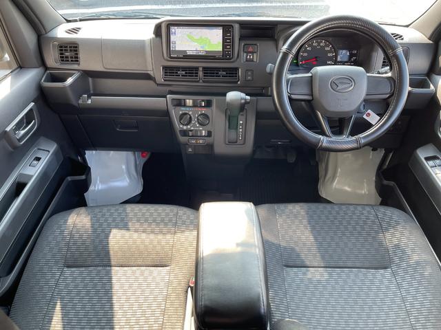 ハイゼットカーゴ ＤＸ　メーカー保証１年付き　禁煙車　社外ナビ　フルセグ　バックカメラ　スマートアシスト　ドラレコ　車内灯ＬＥＤ　ＥＴＣ　ハイルーフ　Ａストップ　キーレスキー（9枚目）