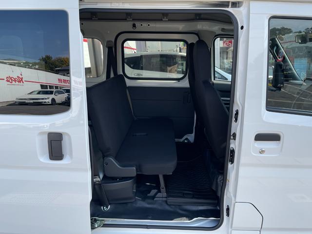 ハイゼットカーゴ ＤＸ　メーカー保証１年付き　禁煙車　社外ナビ　フルセグ　バックカメラ　スマートアシスト　ドラレコ　車内灯ＬＥＤ　ＥＴＣ　ハイルーフ　Ａストップ　キーレスキー（39枚目）
