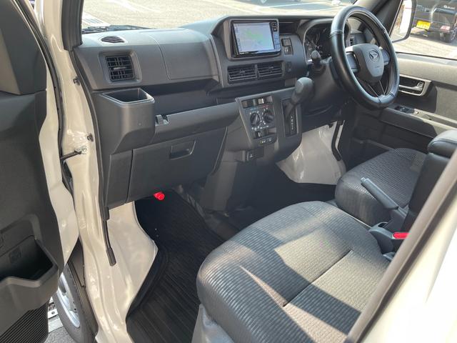 ハイゼットカーゴ ＤＸ　メーカー保証１年付き　禁煙車　社外ナビ　フルセグ　バックカメラ　スマートアシスト　ドラレコ　車内灯ＬＥＤ　ＥＴＣ　ハイルーフ　Ａストップ　キーレスキー（55枚目）